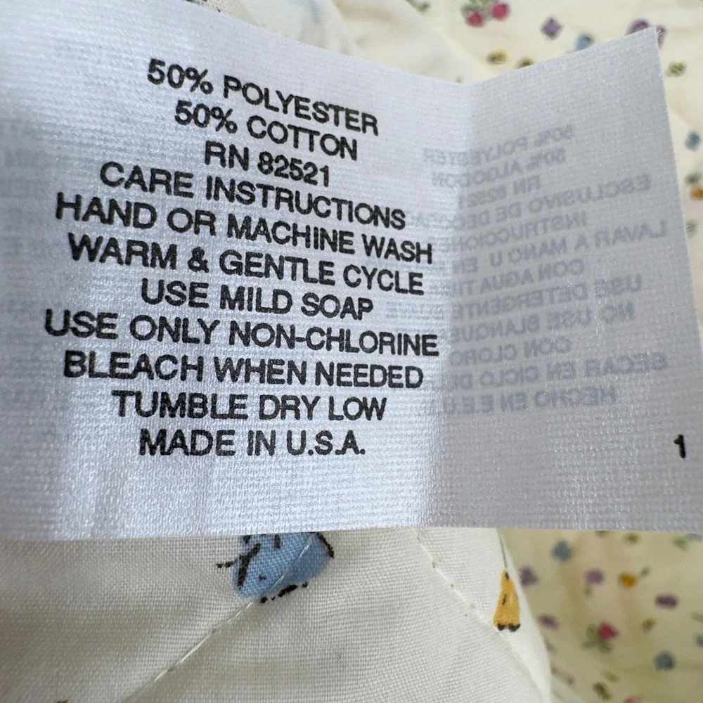 Vtg Classic Disney Winnie The Pooh Ruffled Edge Baby Crib Blanket Nursery Quilt